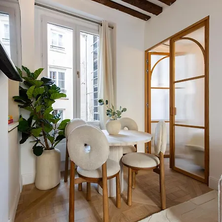 2#new 4 People - Saint-germain Notre-dame * Parigi
