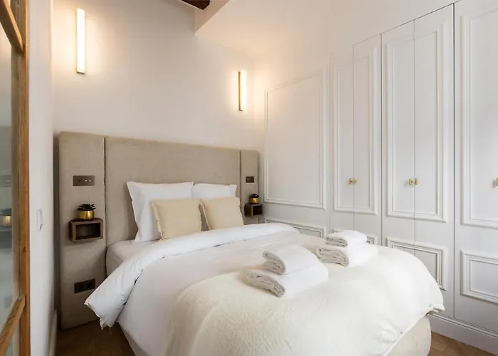 2#new 4 People - Saint-germain Notre-dame * Paris